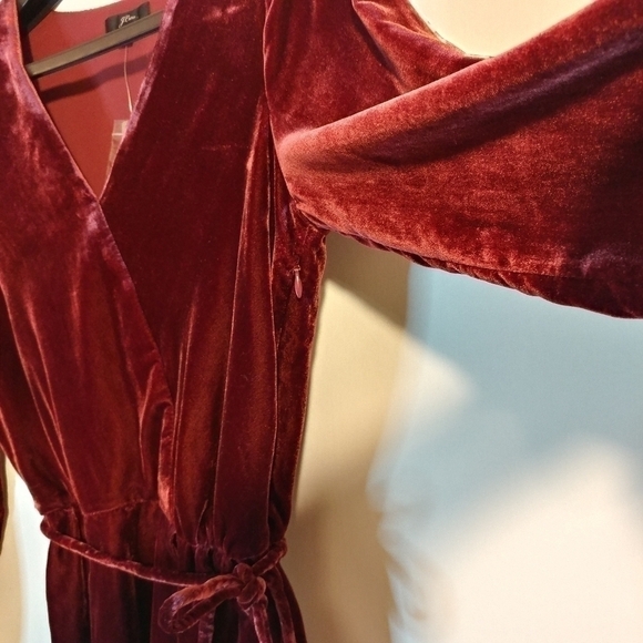 NWT J. Crew Burgandy Faux Wrap Peplum Top - Picture 10 of 10